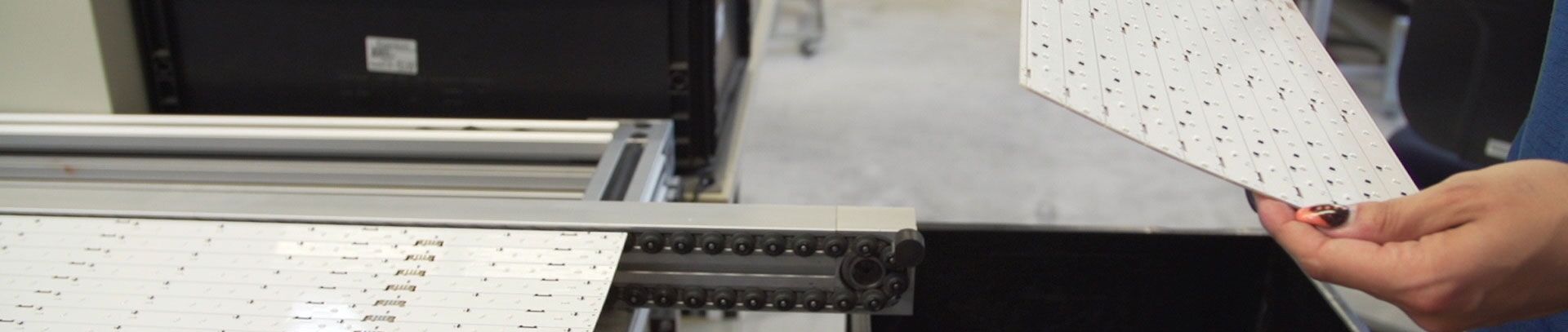 Kingspan STG Bestueckung-05 EMS Dienstleister