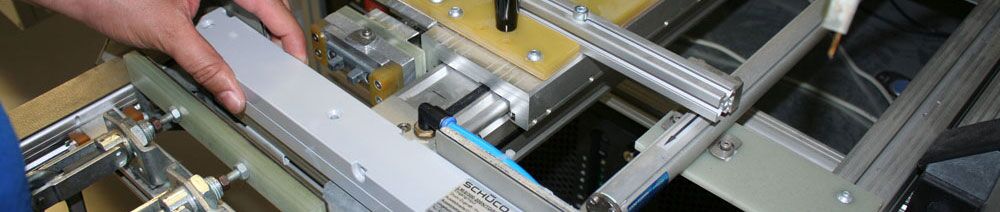 Qualitätskontrolle umfasst alle Maßnahmen zur Sicherstellung der Funktionalität, Zuverlässigkeit und Sicherheit elektronischer Baugruppen. Sie beginnt bei der Wareneingangskontrolle und reicht bis zur Endprüfung fertiger Produkte.